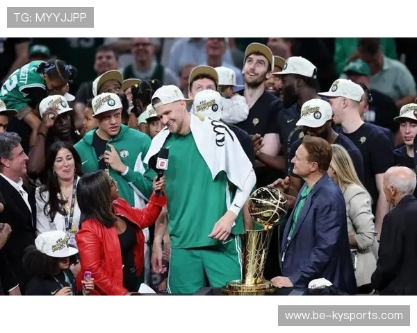 凯尔特人再获最佳团队奖，团队精神获联盟认可，凯尔特人报团